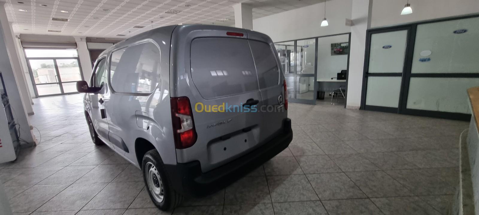 Fiat DOBLO Made in Bladi 2024 2 places Alger Algérie