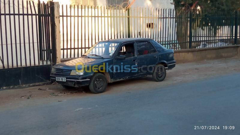 Peugeot 309 1989 309 Tizi Ouzou Algérie