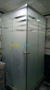  Vitrines & cabine de douche 