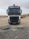 Volvo 6x4 440 2014