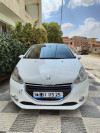 Peugeot 208 2015 Allure