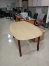 Table Ovale en Bois a vendre