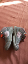 Paire de chaussures enfant