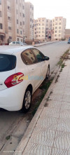 Peugeot 208 2015 Active Facelift