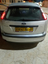 Ford Focus 4 portes 2007 Focus 4 portes