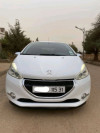 Peugeot 208 2015 Allure