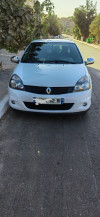 Renault Clio campus 2012 باي باي