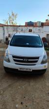 Hyundai H1 2015 Vitré 6 places