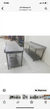 Deux tables inox à vendre 