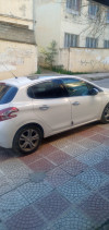 Peugeot 208 2015 Active