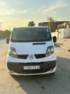 Renault trafic 2013 .