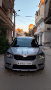 Skoda Yeti 2016 Edition (avec toit panoramique)