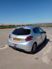 Peugeot 208 2015 208