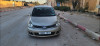 Nissan Tiida 4 portes 2011 