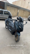 T max Yamaha 2022