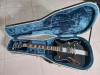 Guitare électrique VGS Mustang (raven black) Semi-Hollowbody + Etui rigide 