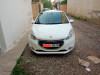 Peugeot 208 2015 Alur