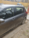 Nissan Tiida 4 portes 2007 Tiida 4 portes