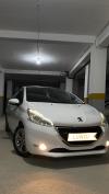 Peugeot 208 2015 Allure