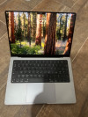 Macbook 14 inch 2021 M1 MAX 32g 1tera libre officiel