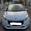 Peugeot 208 2015 Allure Facelift