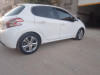 Peugeot 208 2015 Allure