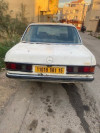 Mercedes Classe C 1981 220 Exclusive