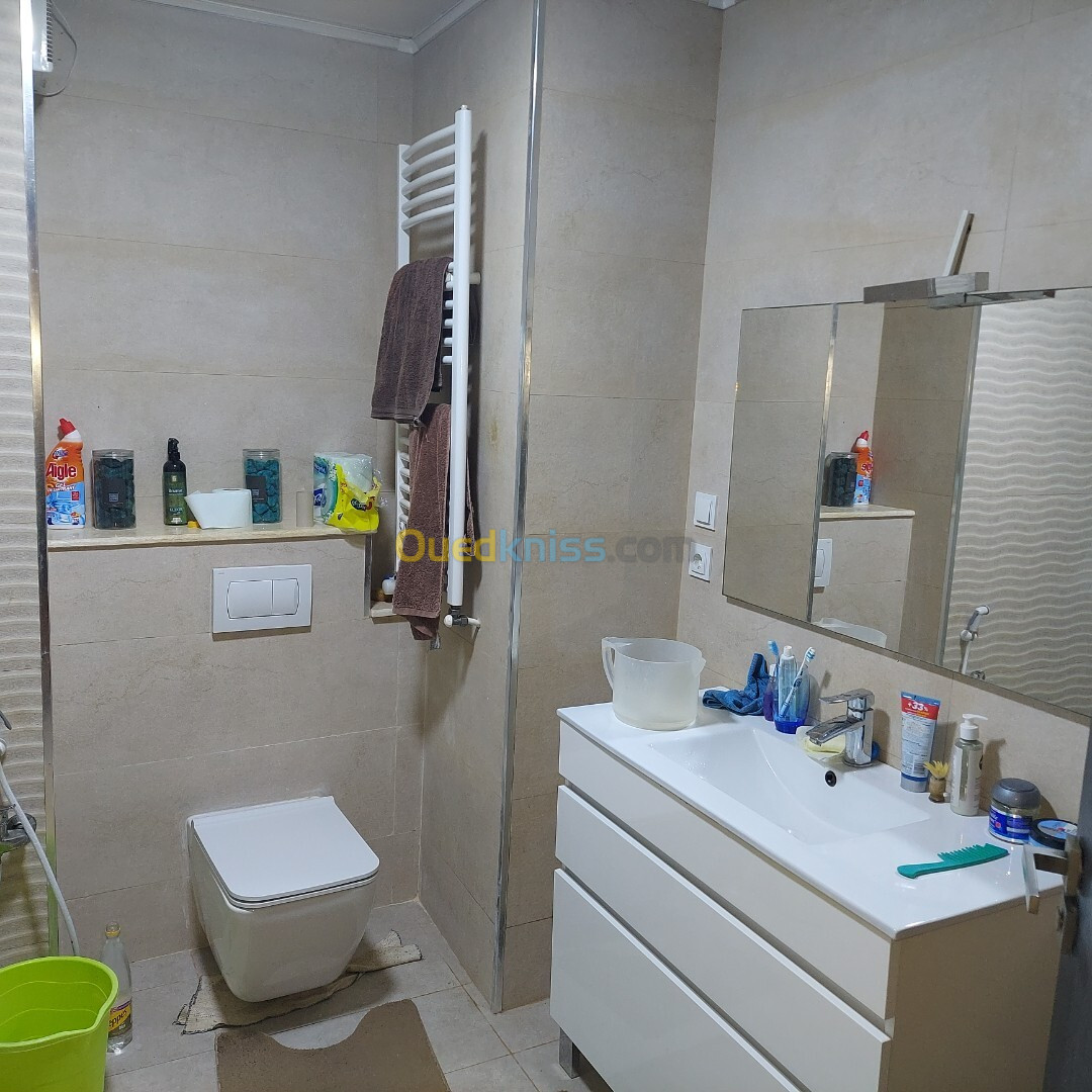 Vente Appartement F4 Alger Bordj el bahri