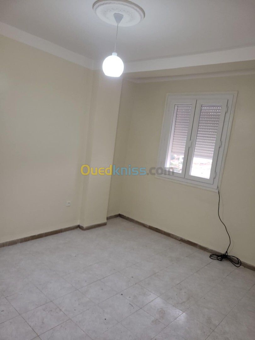 Location Appartement F3 Béjaïa Bejaia