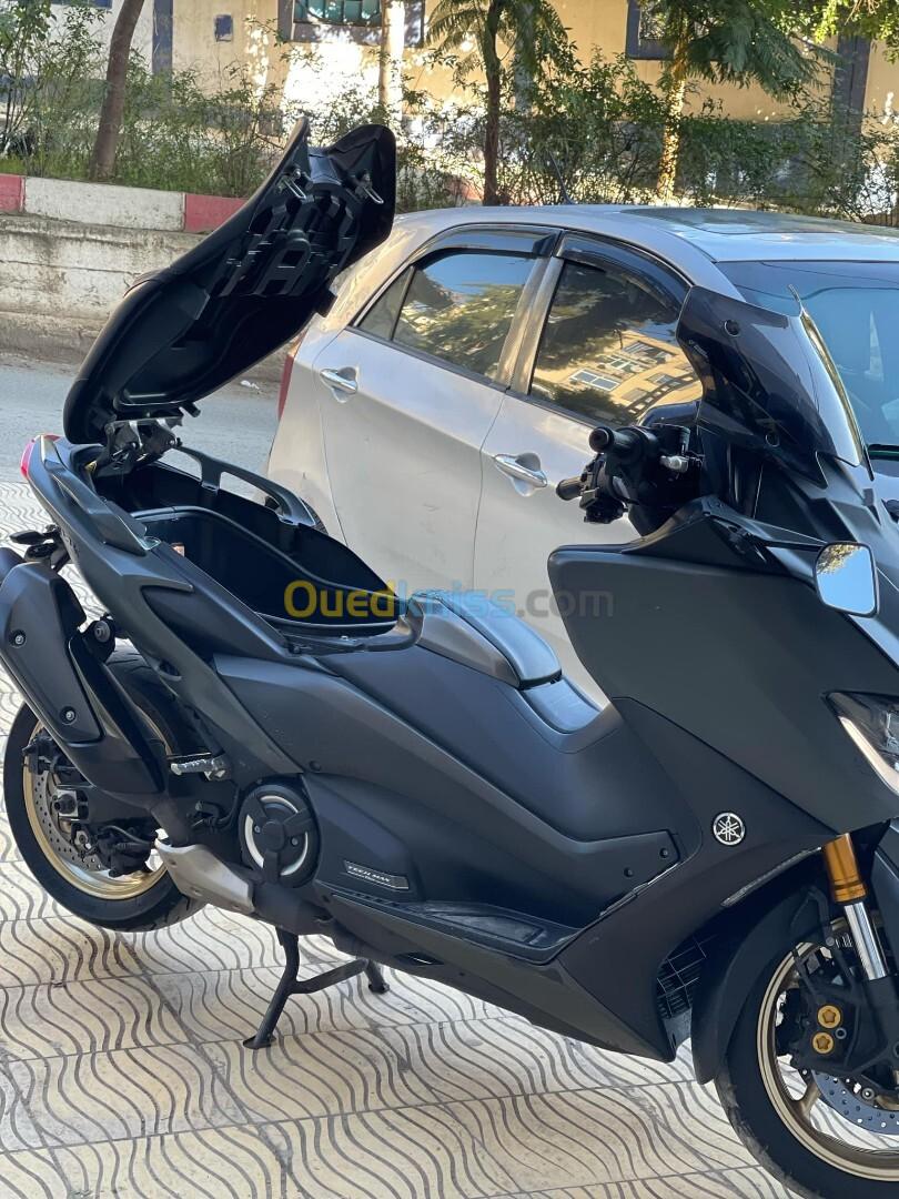 Yamaha Tmax 2021