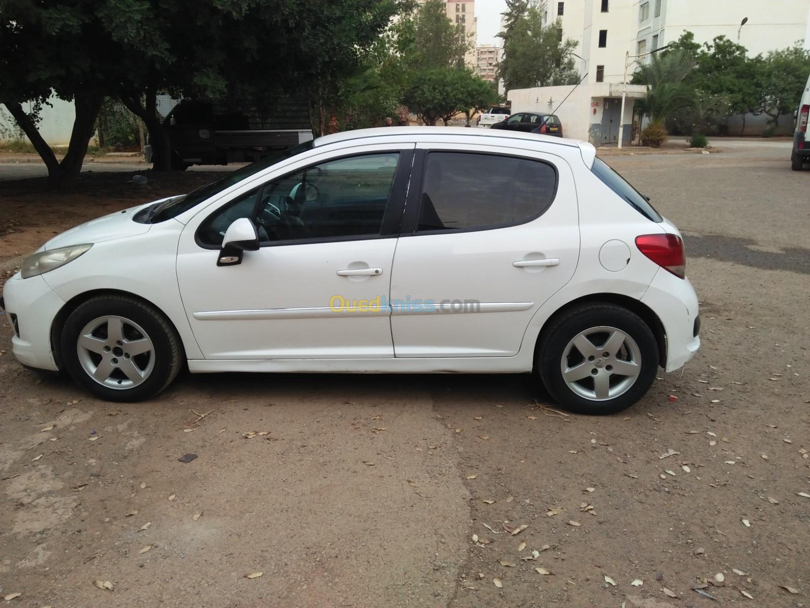 Peugeot 207 2012 