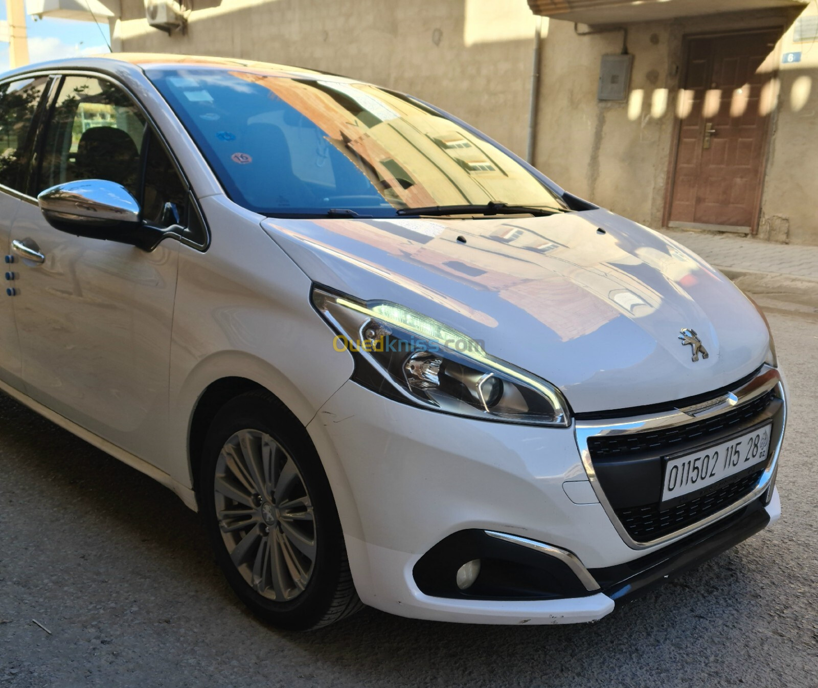 Peugeot 208 2015 Allure Facelift