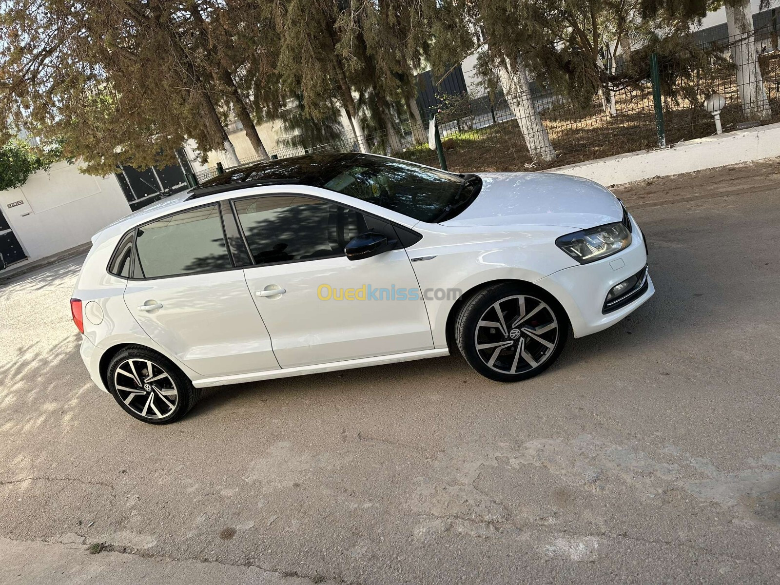 Volkswagen Polo 2015 La carat