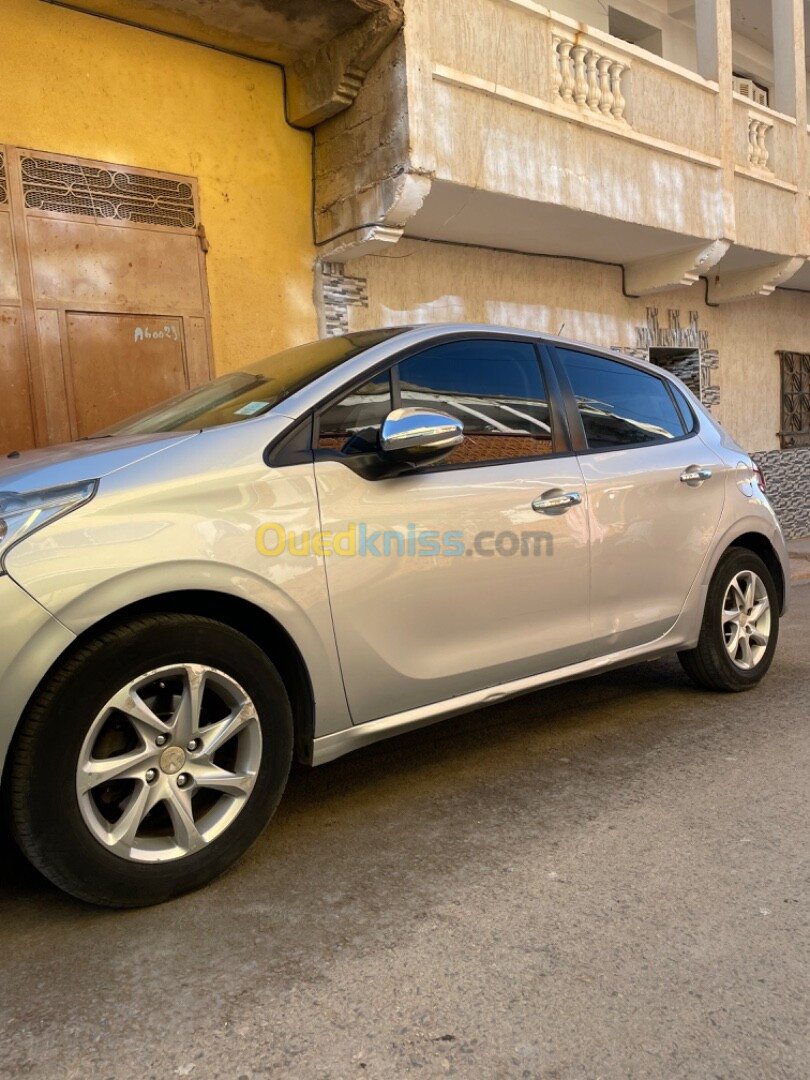 Peugeot 208 2013 Access