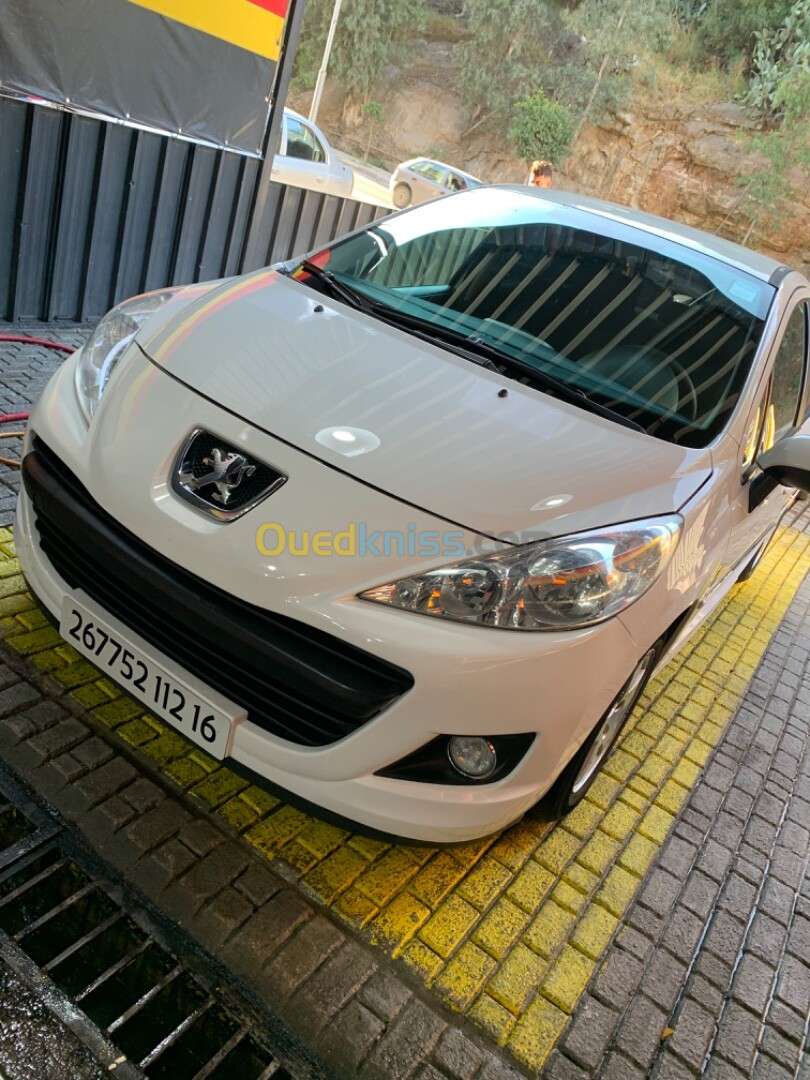 Peugeot 207 2012 