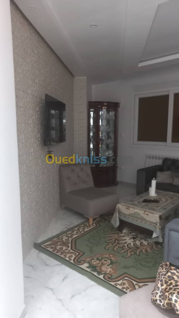 Location Niveau De Villa F3 Alger Bouzareah