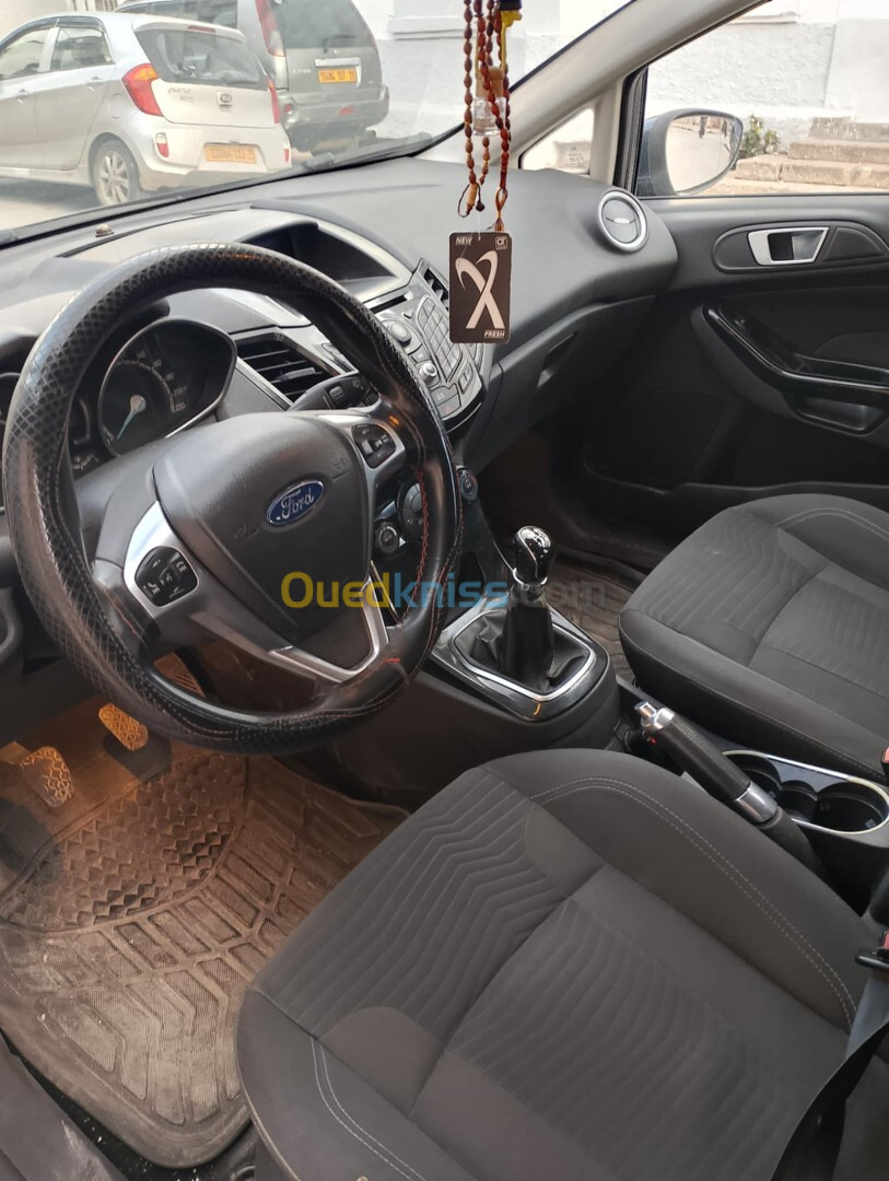 Ford Fiesta 2014 Titanium 