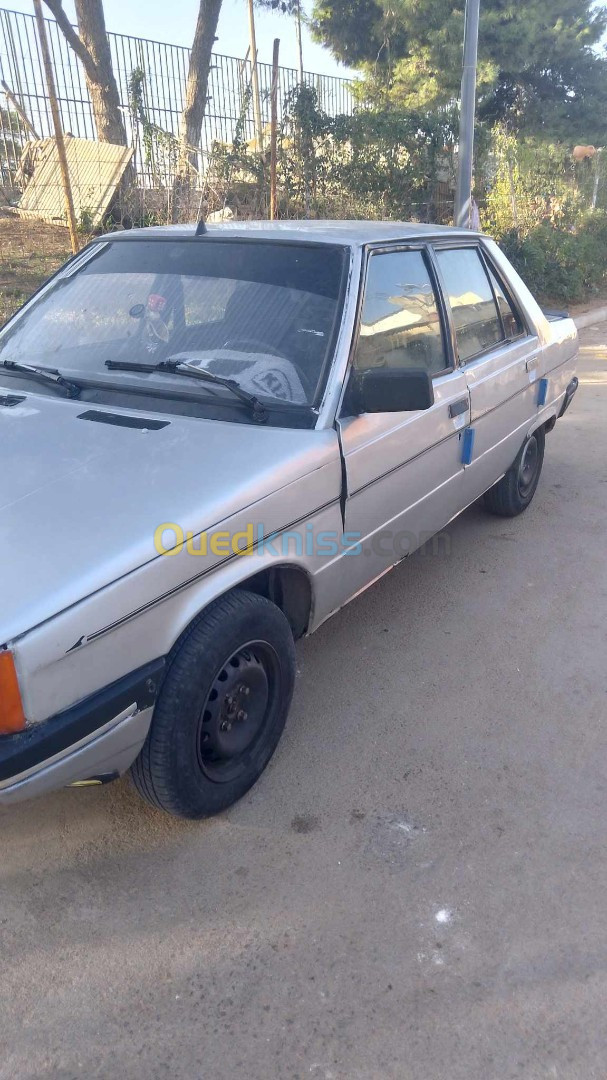 Renault 9 1983 9