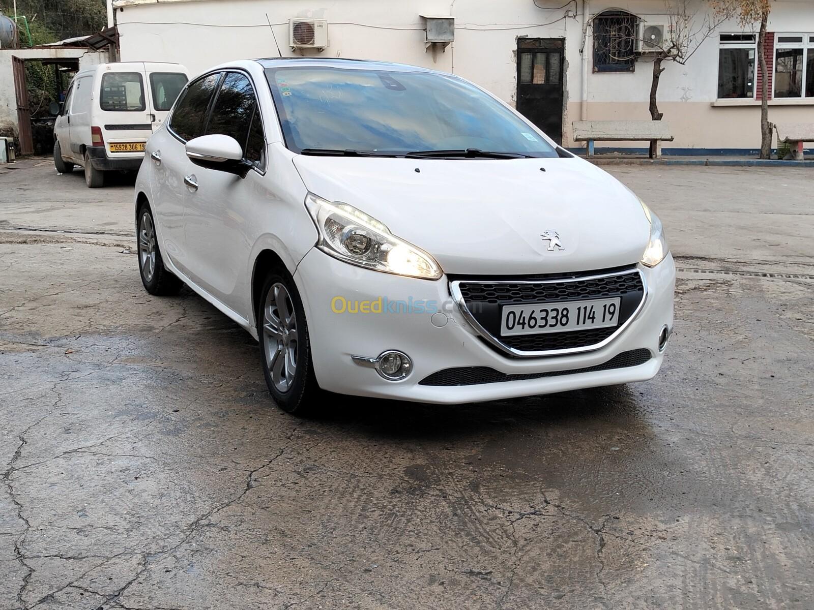 Peugeot 208 2014 Allure