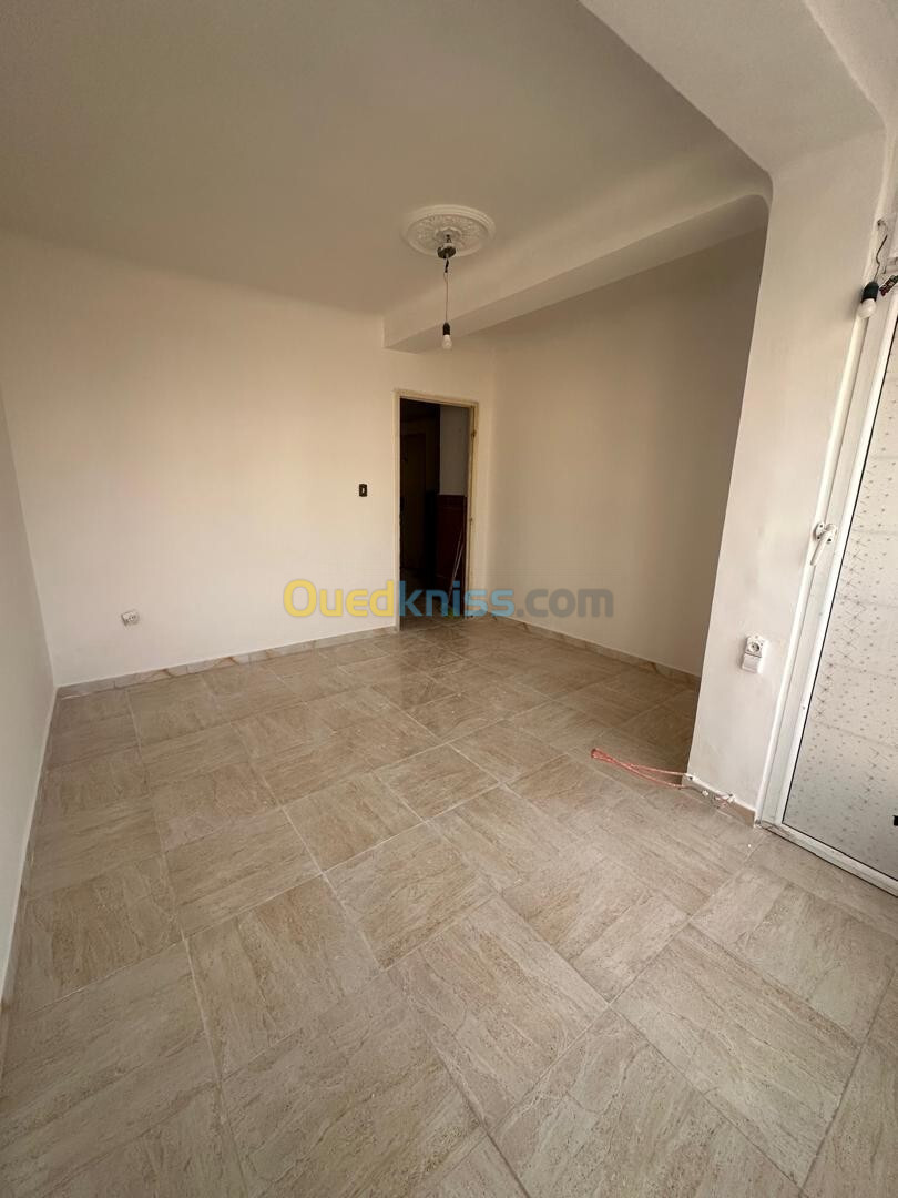 Location Appartement F3 Oran Bir el djir