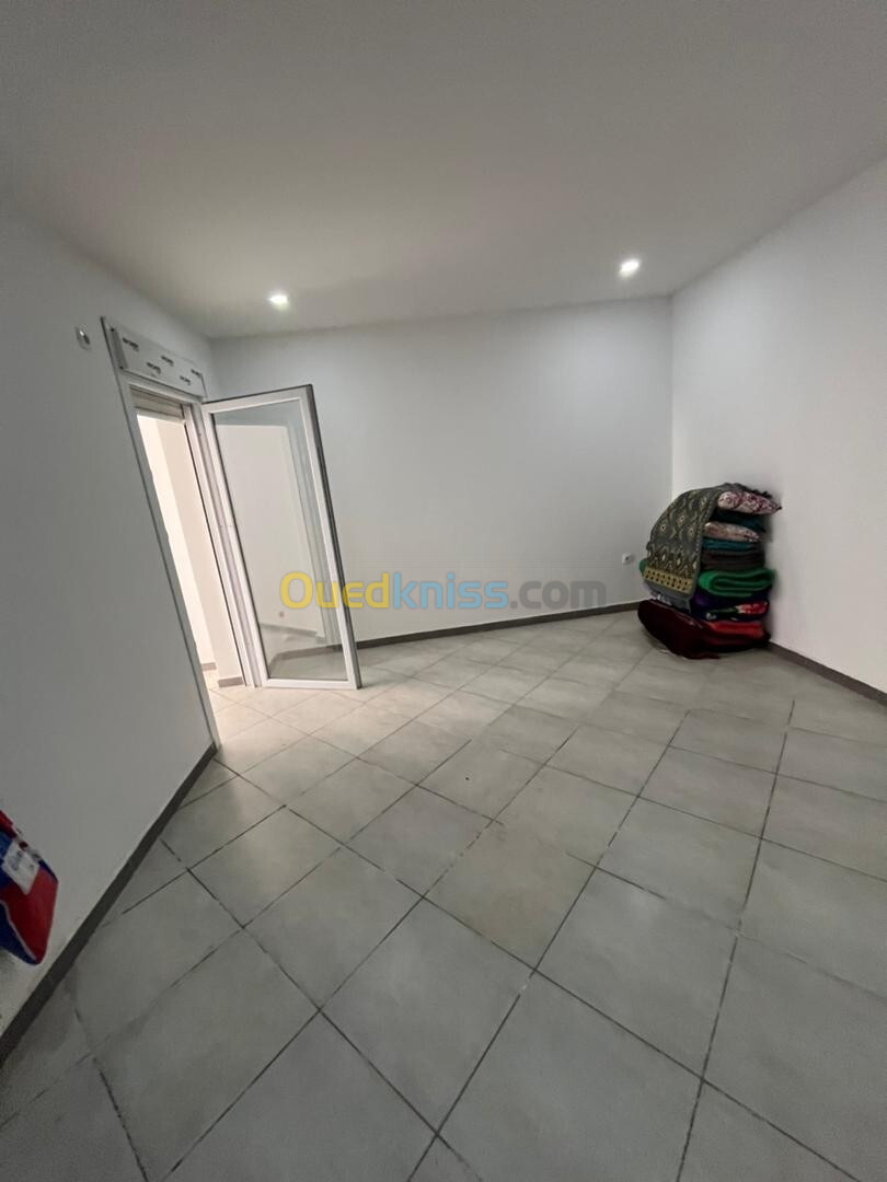 Location Appartement F3 Oran Bir el djir