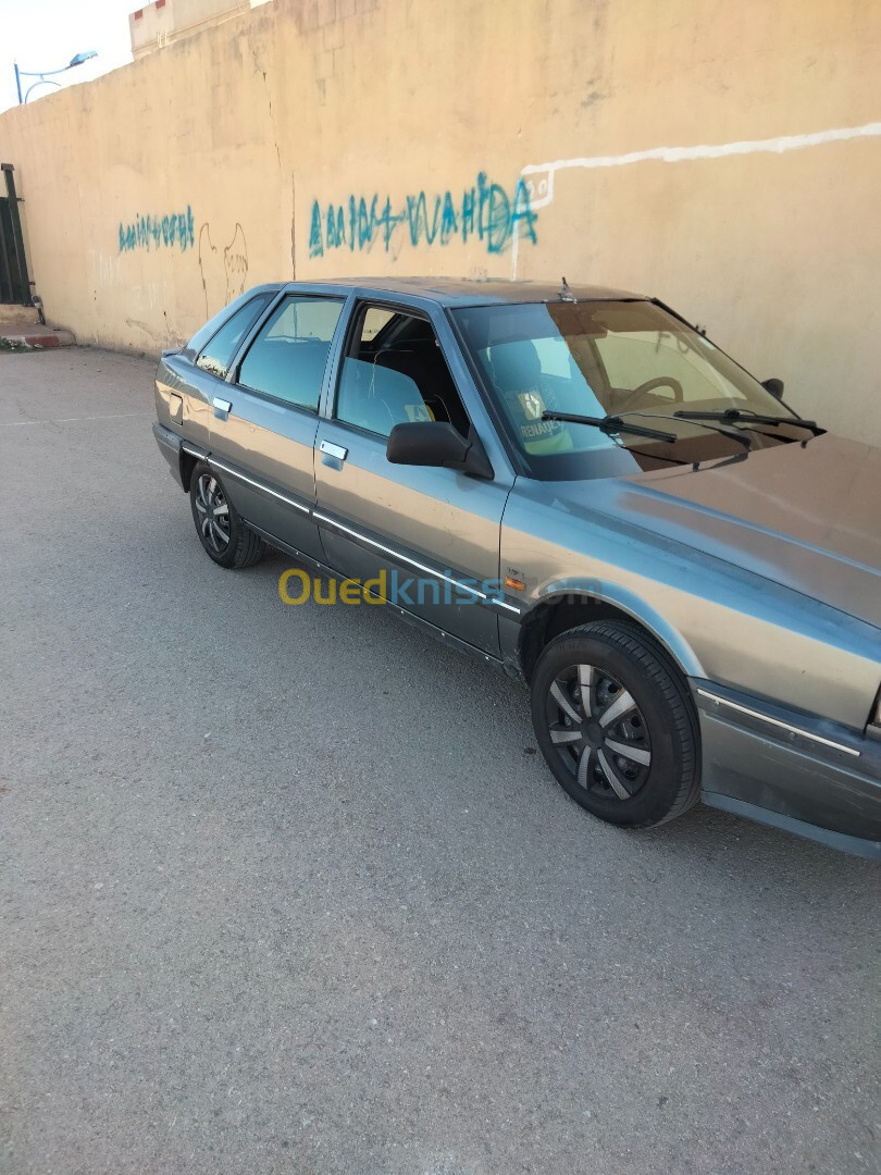 Renault 21 1992 