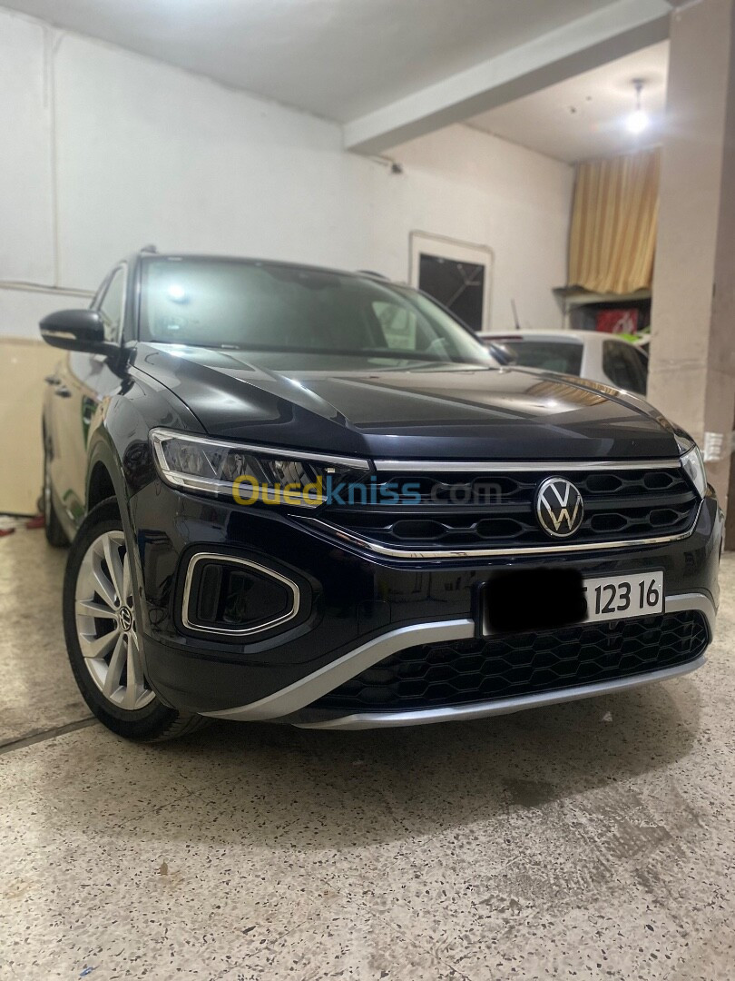 Volkswagen T-Roc 2023 Life