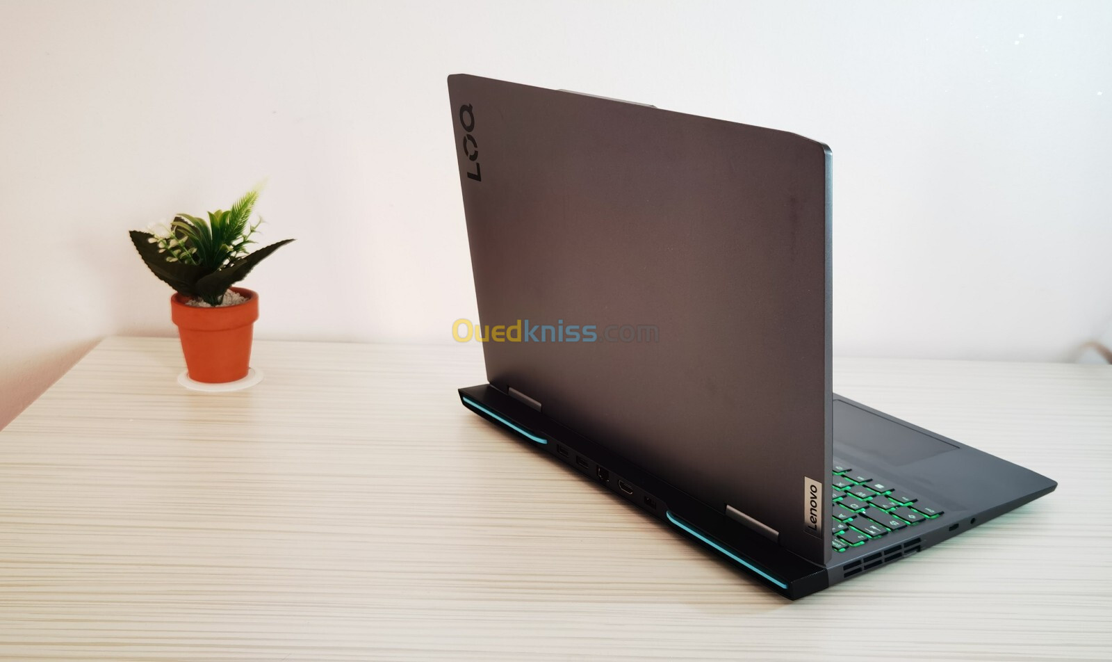 [ VENDU ] LENOVO LOQ 16APH8 RYZEN 7-7840HS RTX 4060 8GB 16GB RAM DDR6 512SSD 16 " FHD 144HZ