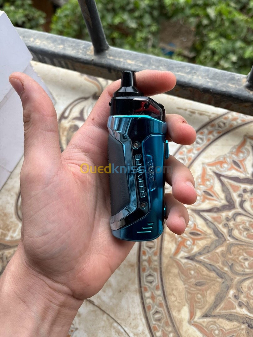 Chicha Électrique Geek Vape Aegis Boost 2