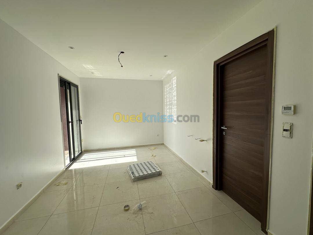 Vente Appartement F5 Alger Bordj el kiffan