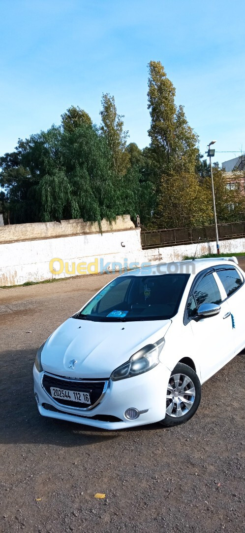 Peugeot 208 2012 Access