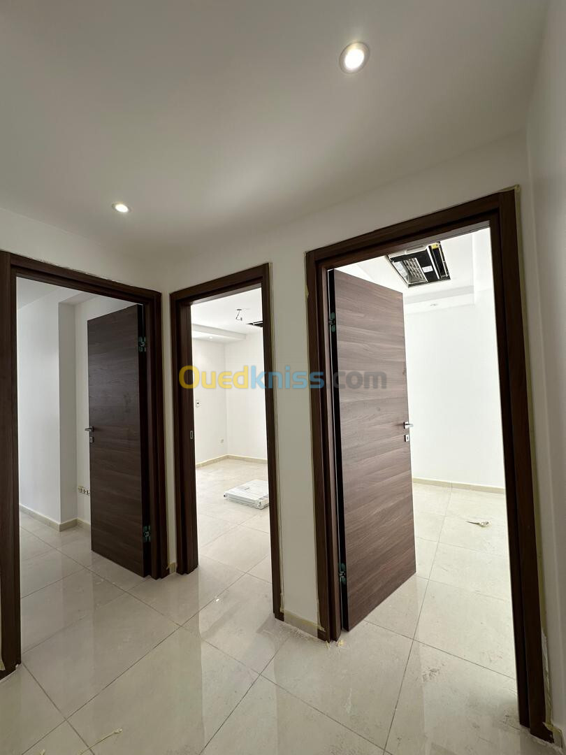 Vente Appartement F5 Alger Bordj el kiffan