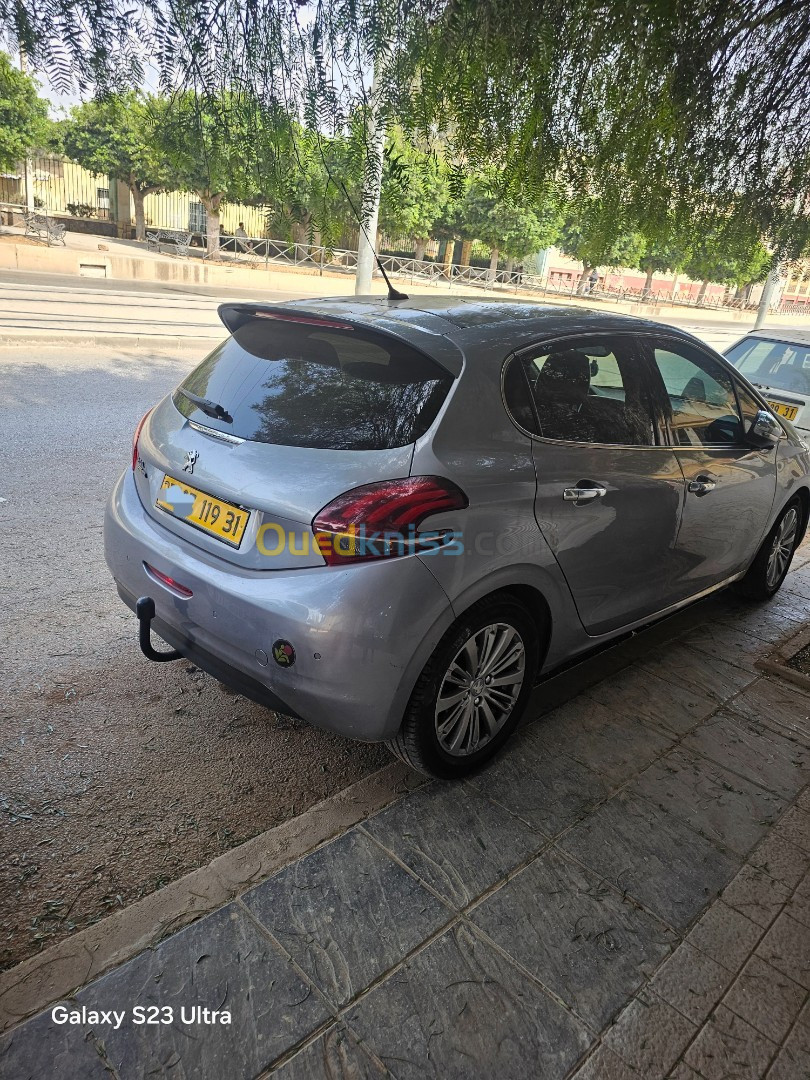 Peugeot 208 2019 Allure Facelift