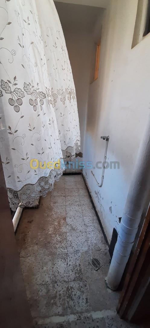 Location Appartement F3 Tipaza Kolea